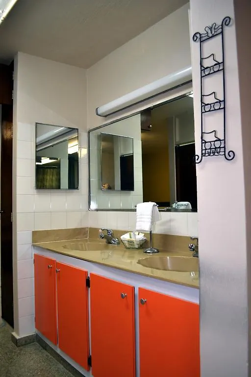 Hostal Universitario San German 2*,  Puerto Rico